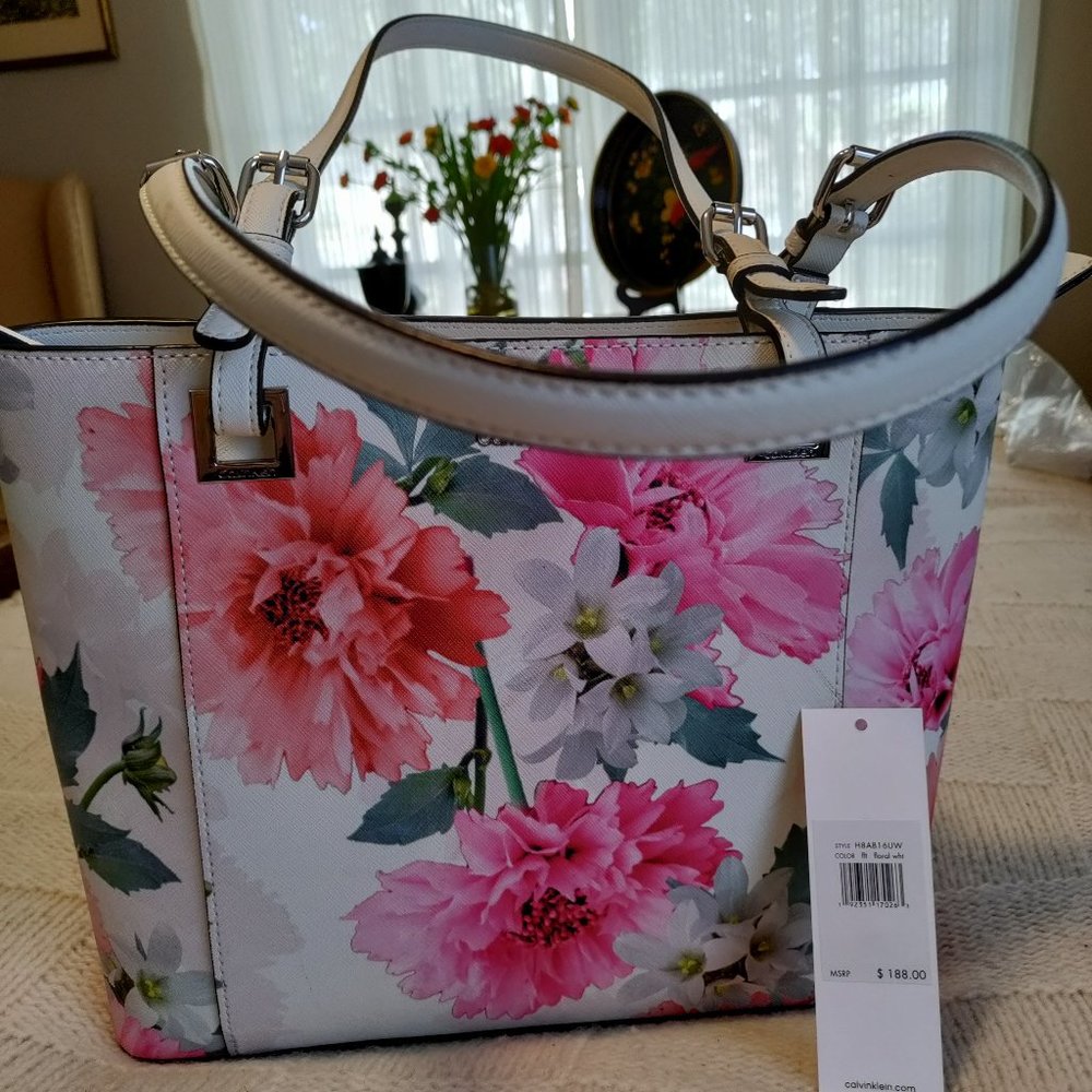 Calvin Klein floral-printed, linen-textured manmade material tot